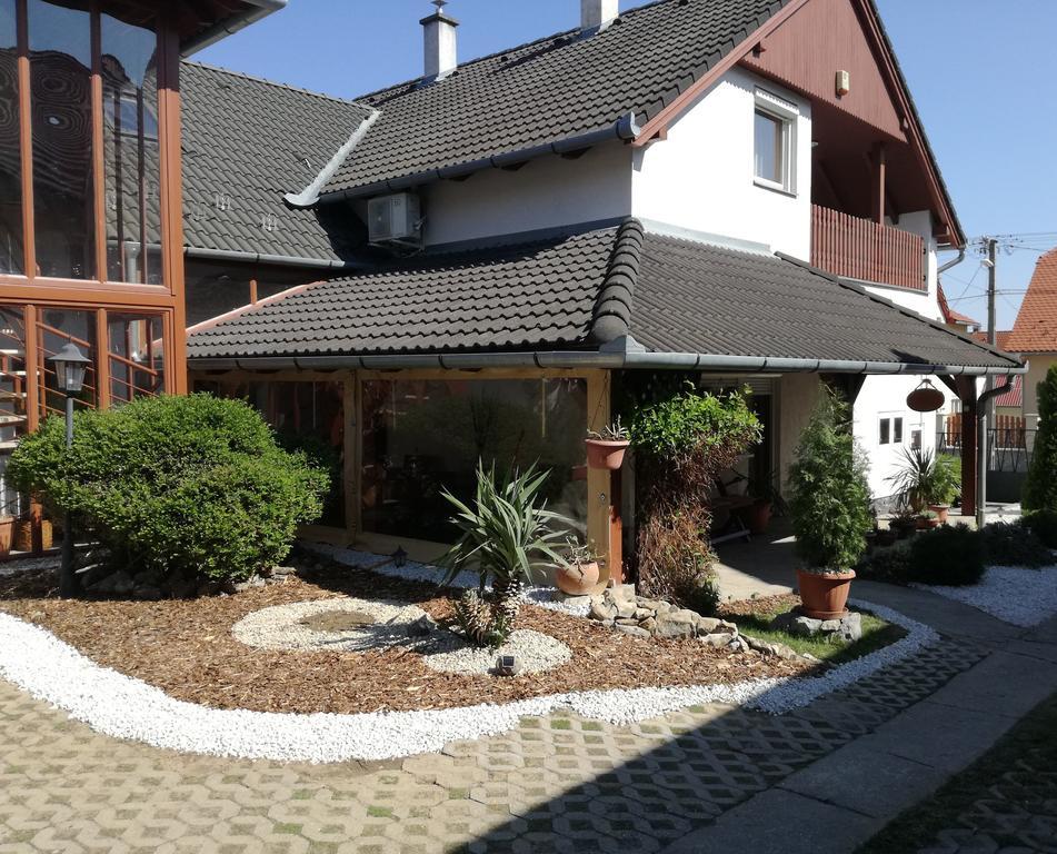 Stilus Apartman Apartament Szekszárd Zewnętrze zdjęcie